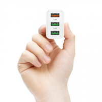 LOSTECH LS-Z23 CARICATORE DA PARETE CON 3 PORTE USB