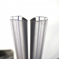 Guarnizione di ricambio inferiore per anta battente new plus 67-71 cm