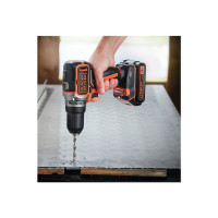 black & decker trapano avvitatore a percussione brushless  BL188N 