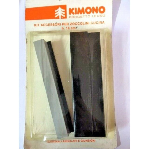 BLISTER ZOCCOLINI CUCINA  NERO 140 MM