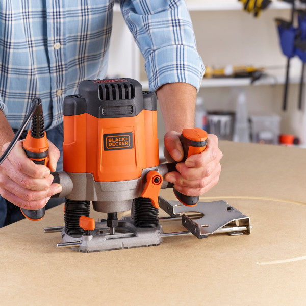 Elettrofresatrice KW1200E-QS Black & Decker