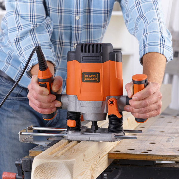 Elettrofresatrice KW1200E-QS Black & Decker