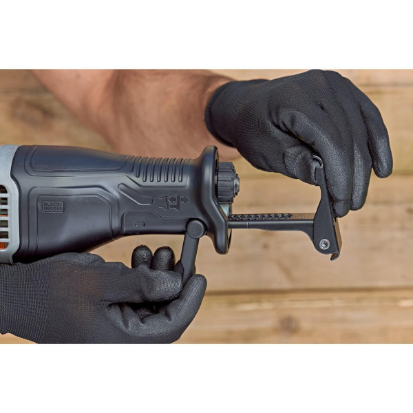 Sega a gattuccio 750w BES301-QS Black & Decker